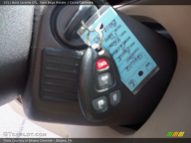 Sand Beige Metallic / Cocoa/Cashmere 2011 Buick Lucerne CXL