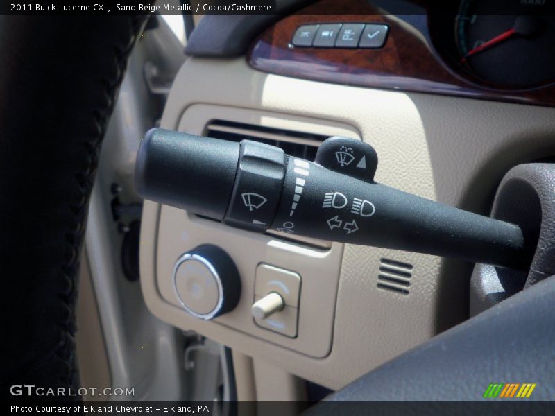 Sand Beige Metallic / Cocoa/Cashmere 2011 Buick Lucerne CXL