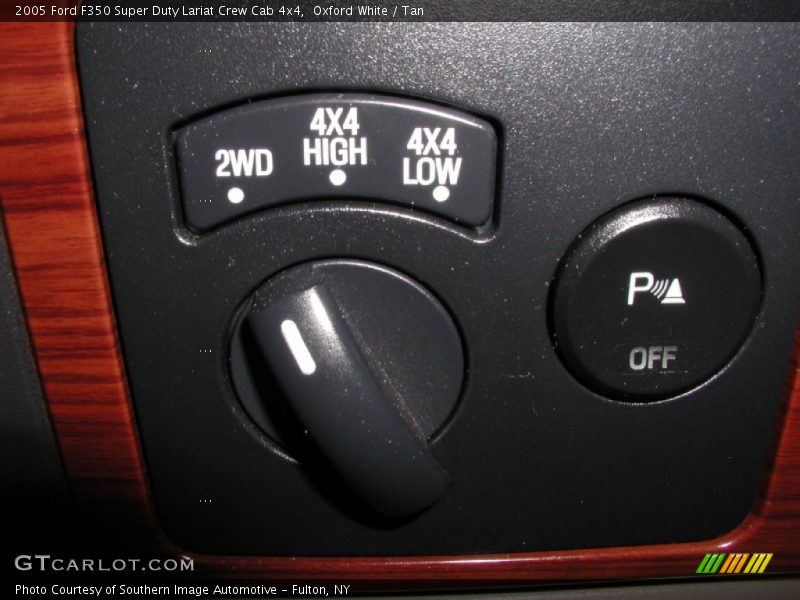 Oxford White / Tan 2005 Ford F350 Super Duty Lariat Crew Cab 4x4