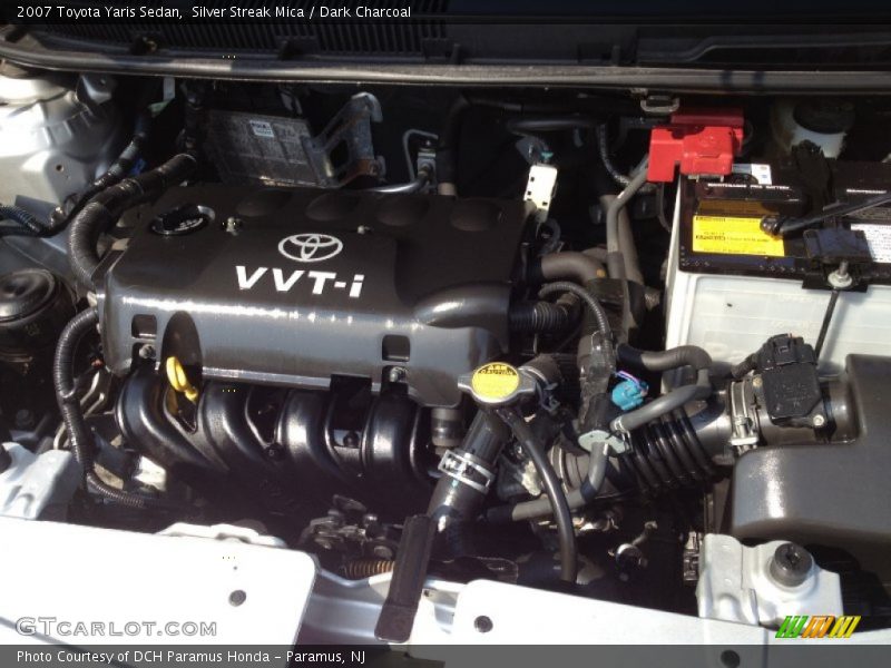 Silver Streak Mica / Dark Charcoal 2007 Toyota Yaris Sedan