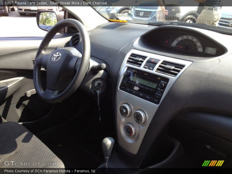 Silver Streak Mica / Dark Charcoal 2007 Toyota Yaris Sedan
