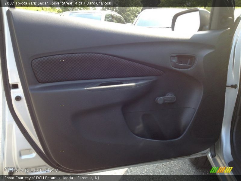 Silver Streak Mica / Dark Charcoal 2007 Toyota Yaris Sedan