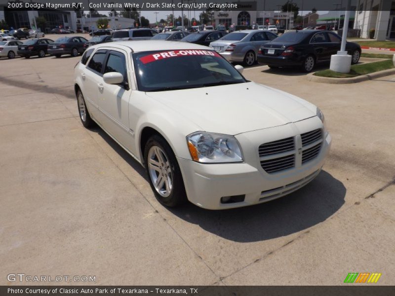 Cool Vanilla White / Dark Slate Gray/Light Graystone 2005 Dodge Magnum R/T