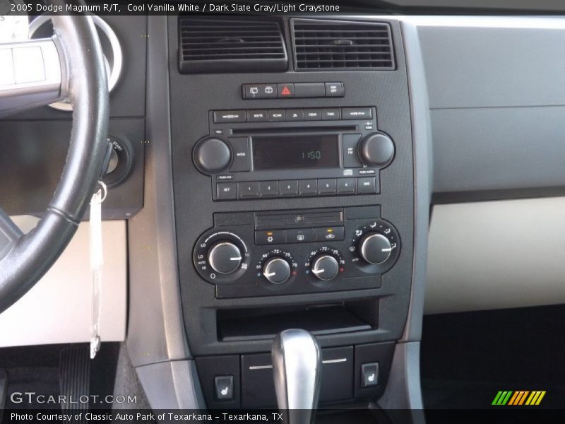Cool Vanilla White / Dark Slate Gray/Light Graystone 2005 Dodge Magnum R/T