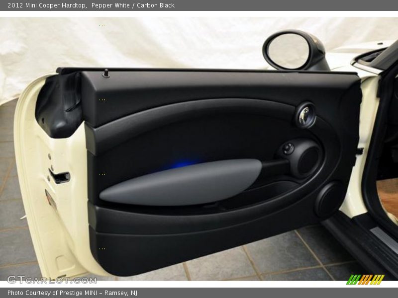 Pepper White / Carbon Black 2012 Mini Cooper Hardtop