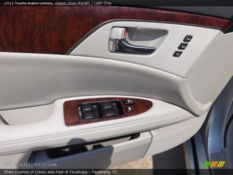 Classic Silver Metallic / Light Gray 2011 Toyota Avalon Limited