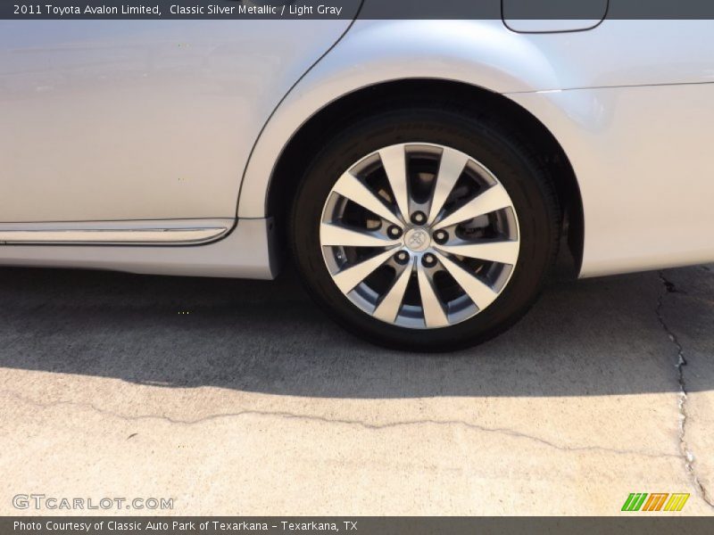 Classic Silver Metallic / Light Gray 2011 Toyota Avalon Limited