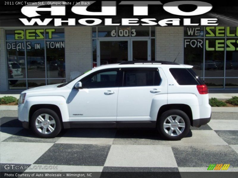 Olympic White / Jet Black 2011 GMC Terrain SLE