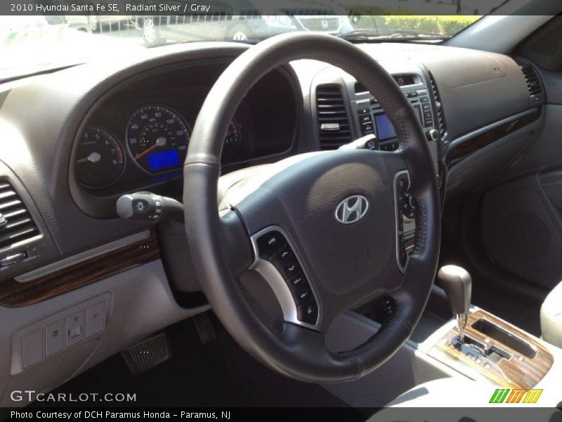 Radiant Silver / Gray 2010 Hyundai Santa Fe SE