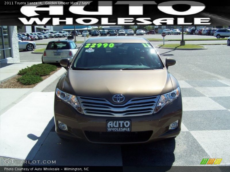 Golden Umber Mica / Ivory 2011 Toyota Venza I4