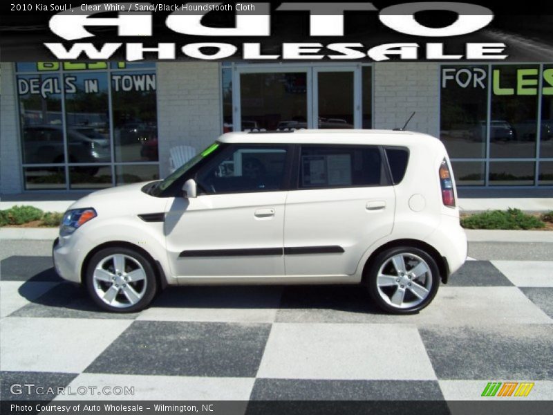 Clear White / Sand/Black Houndstooth Cloth 2010 Kia Soul !