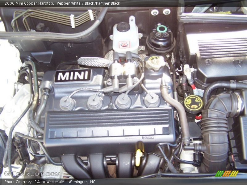 Pepper White / Black/Panther Black 2006 Mini Cooper Hardtop