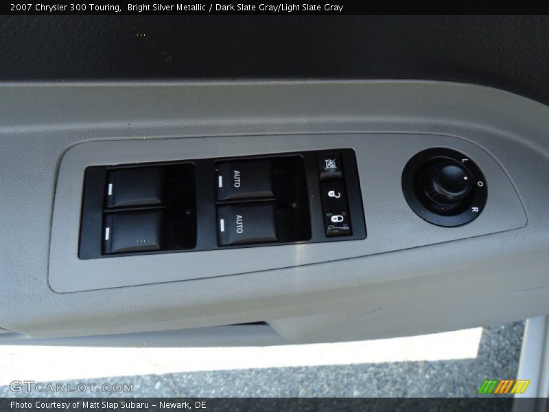 Bright Silver Metallic / Dark Slate Gray/Light Slate Gray 2007 Chrysler 300 Touring