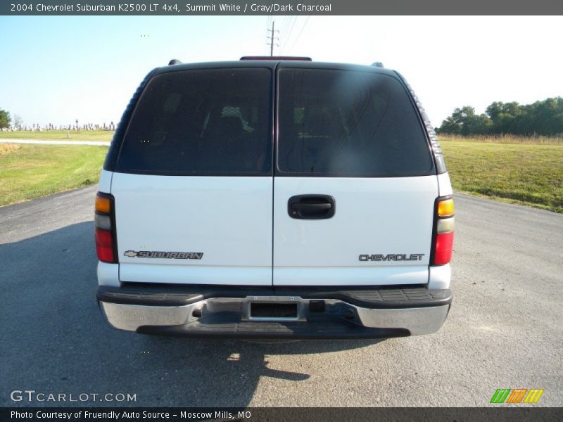 Summit White / Gray/Dark Charcoal 2004 Chevrolet Suburban K2500 LT 4x4