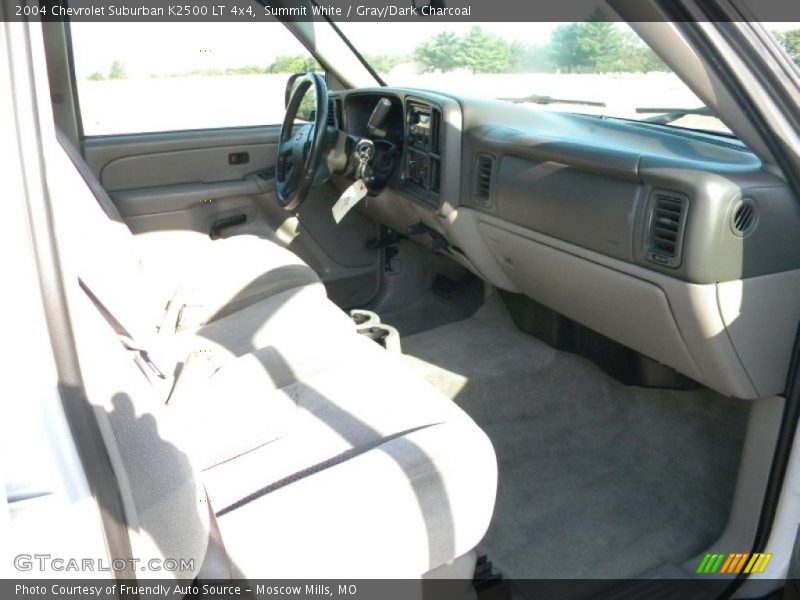 Summit White / Gray/Dark Charcoal 2004 Chevrolet Suburban K2500 LT 4x4