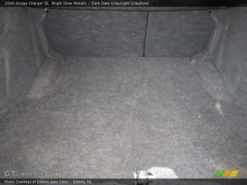 Bright Silver Metallic / Dark Slate Gray/Light Graystone 2006 Dodge Charger SE