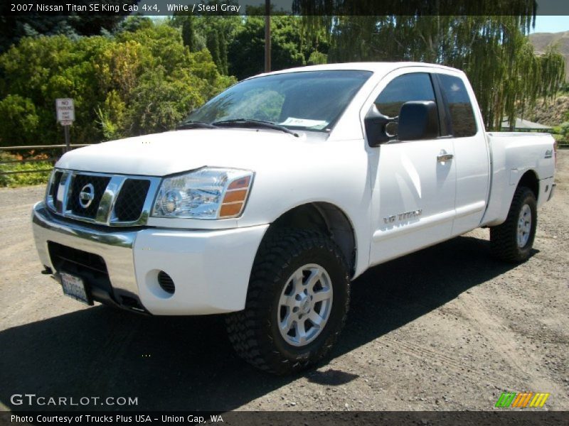 White / Steel Gray 2007 Nissan Titan SE King Cab 4x4