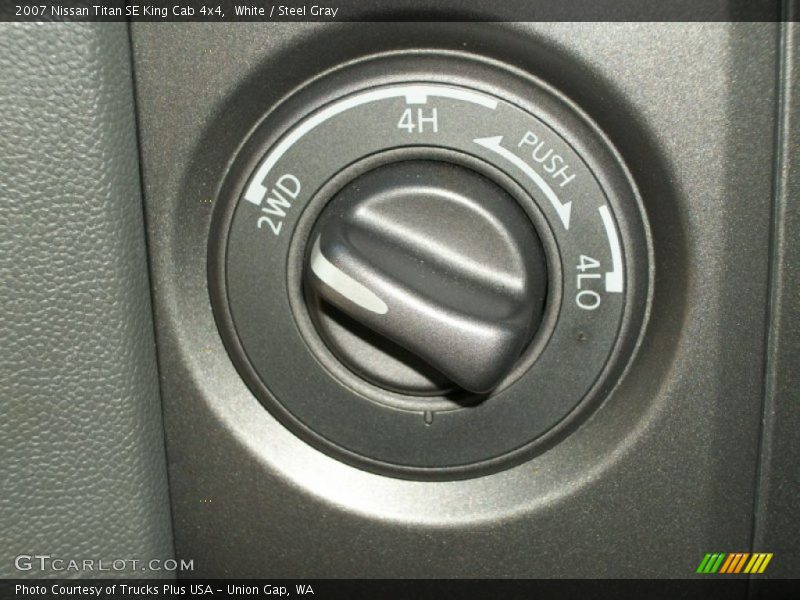White / Steel Gray 2007 Nissan Titan SE King Cab 4x4