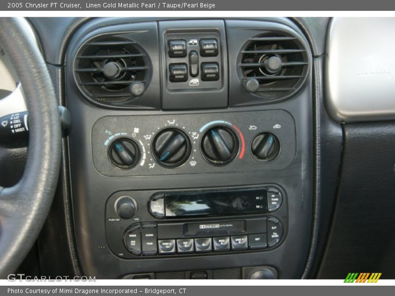 Linen Gold Metallic Pearl / Taupe/Pearl Beige 2005 Chrysler PT Cruiser