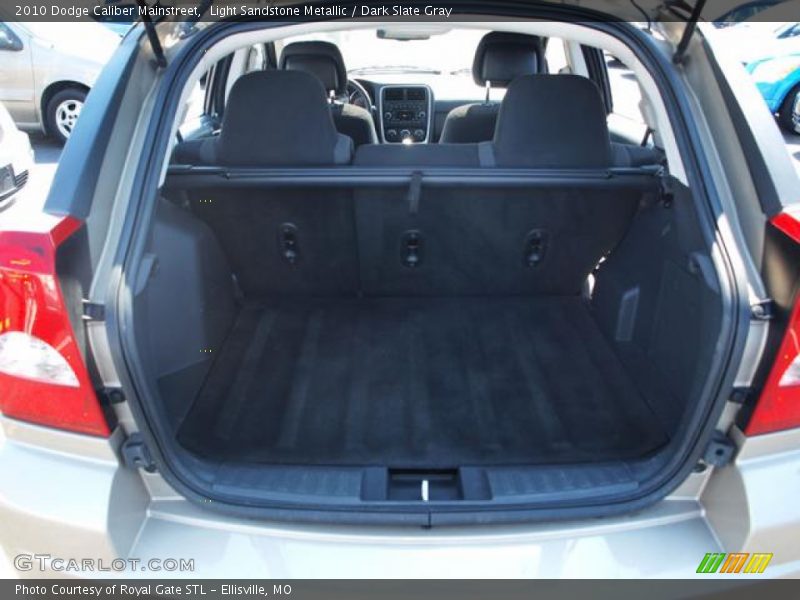 Light Sandstone Metallic / Dark Slate Gray 2010 Dodge Caliber Mainstreet