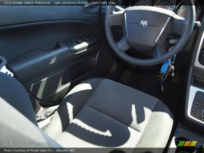 Light Sandstone Metallic / Dark Slate Gray 2010 Dodge Caliber Mainstreet