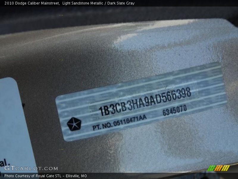 Light Sandstone Metallic / Dark Slate Gray 2010 Dodge Caliber Mainstreet