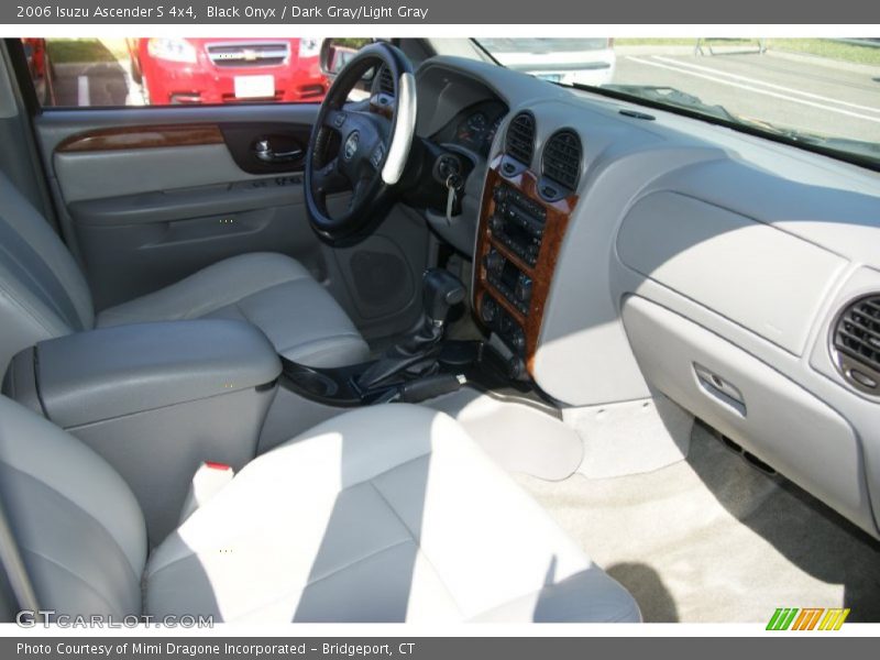 Black Onyx / Dark Gray/Light Gray 2006 Isuzu Ascender S 4x4