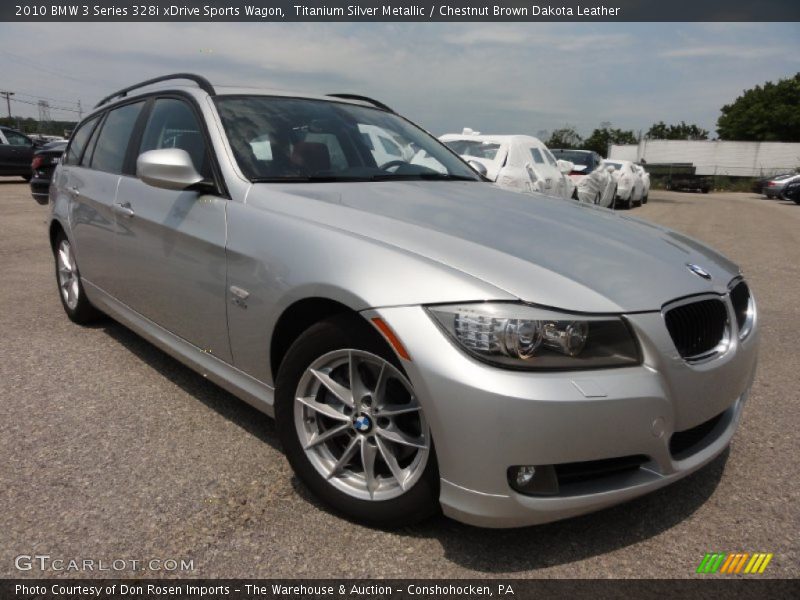 Front 3/4 View of 2010 3 Series 328i xDrive Sports Wagon