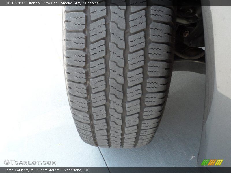 Smoke Gray / Charcoal 2011 Nissan Titan SV Crew Cab