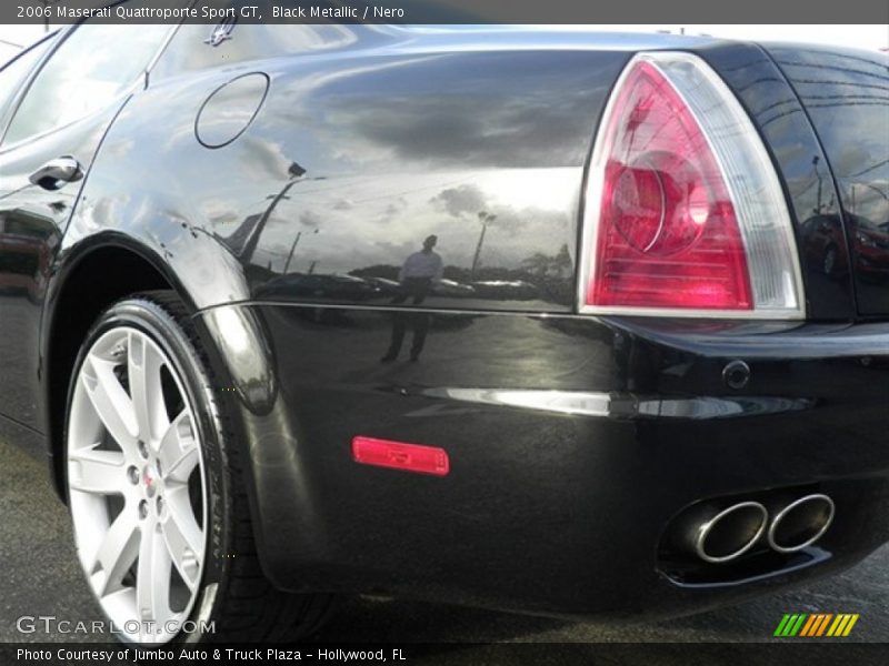 Black Metallic / Nero 2006 Maserati Quattroporte Sport GT