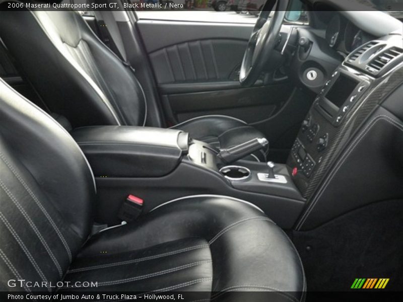  2006 Quattroporte Sport GT Nero Interior