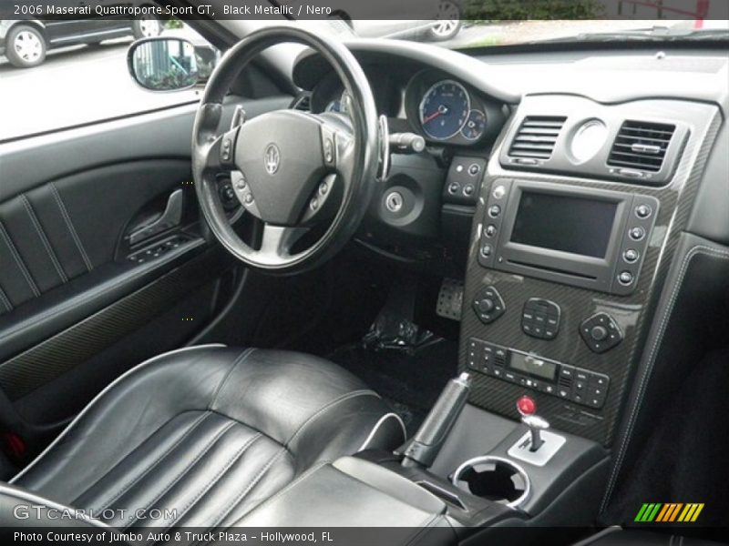 Dashboard of 2006 Quattroporte Sport GT