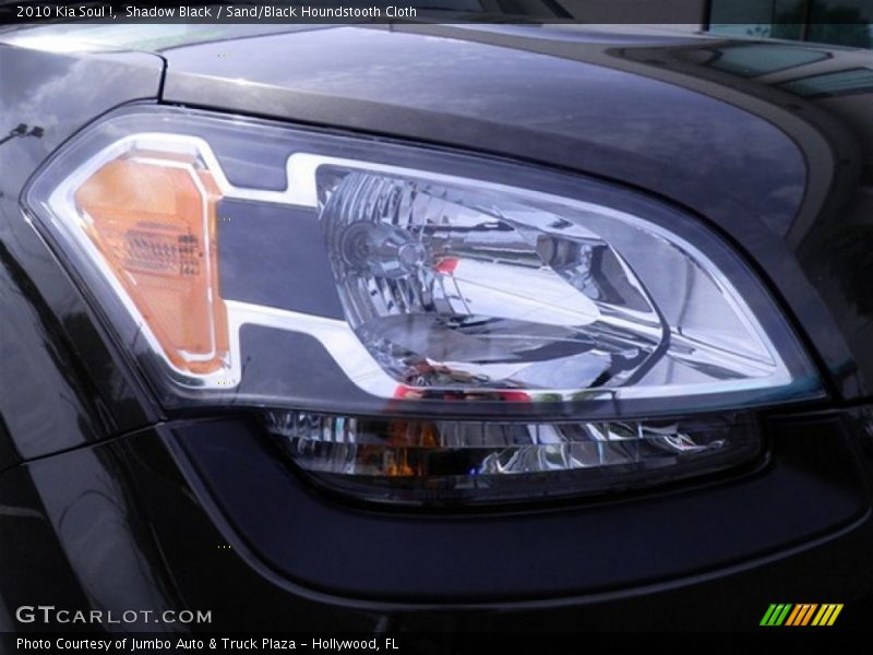Shadow Black / Sand/Black Houndstooth Cloth 2010 Kia Soul !