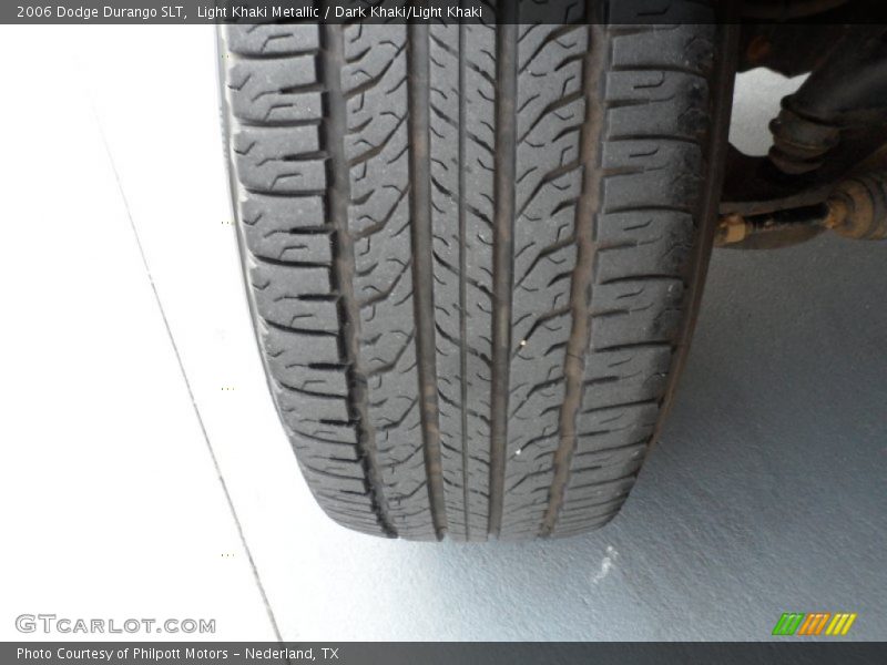 Light Khaki Metallic / Dark Khaki/Light Khaki 2006 Dodge Durango SLT