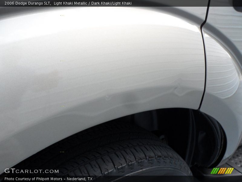 Light Khaki Metallic / Dark Khaki/Light Khaki 2006 Dodge Durango SLT