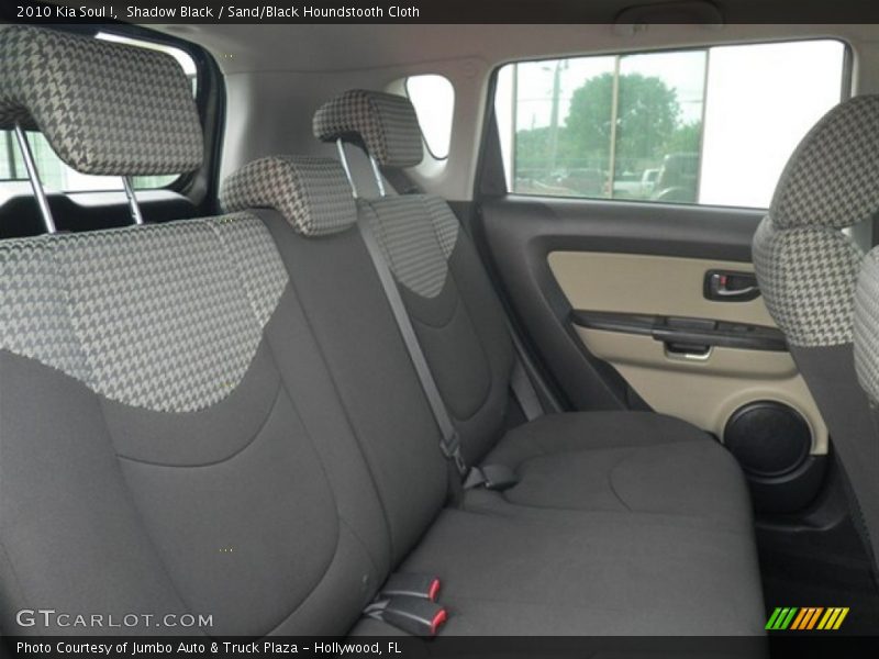 Rear Seat of 2010 Soul !
