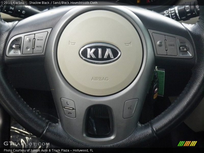 Shadow Black / Sand/Black Houndstooth Cloth 2010 Kia Soul !