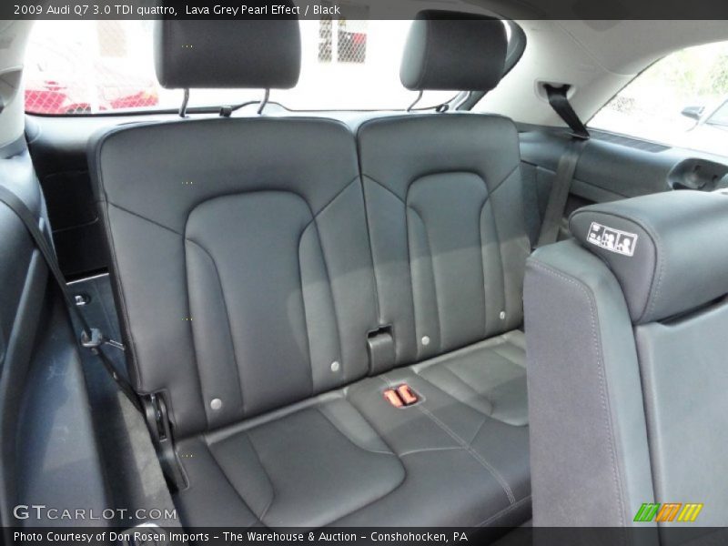 Rear Seat of 2009 Q7 3.0 TDI quattro
