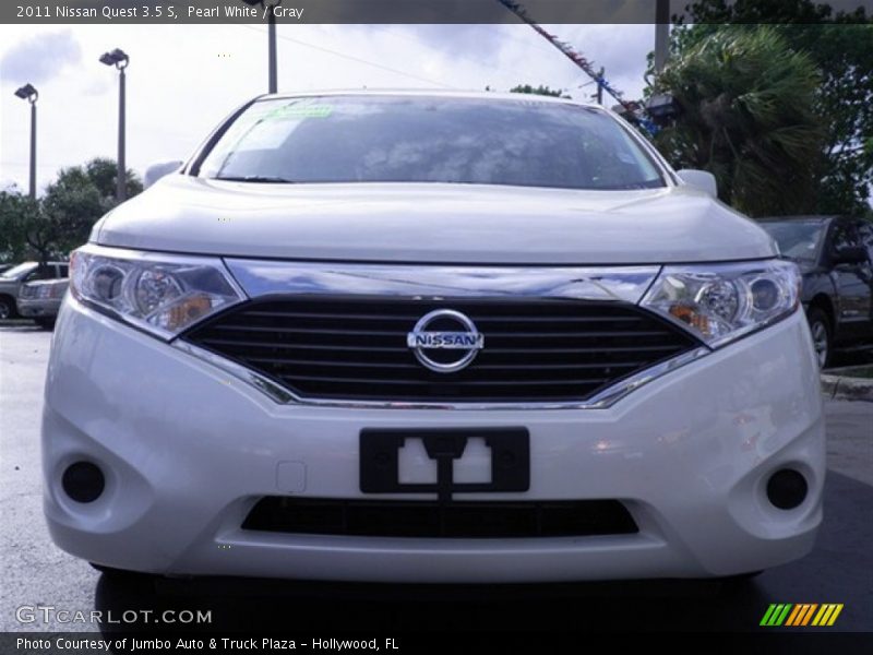 Pearl White / Gray 2011 Nissan Quest 3.5 S