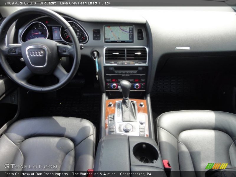 Dashboard of 2009 Q7 3.0 TDI quattro