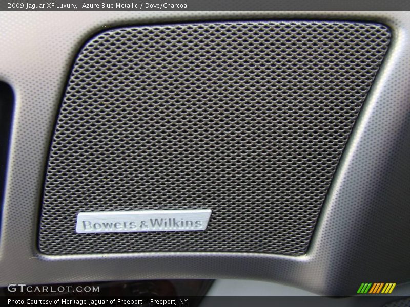 Audio System of 2009 XF Luxury