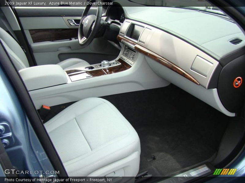  2009 XF Luxury Dove/Charcoal Interior