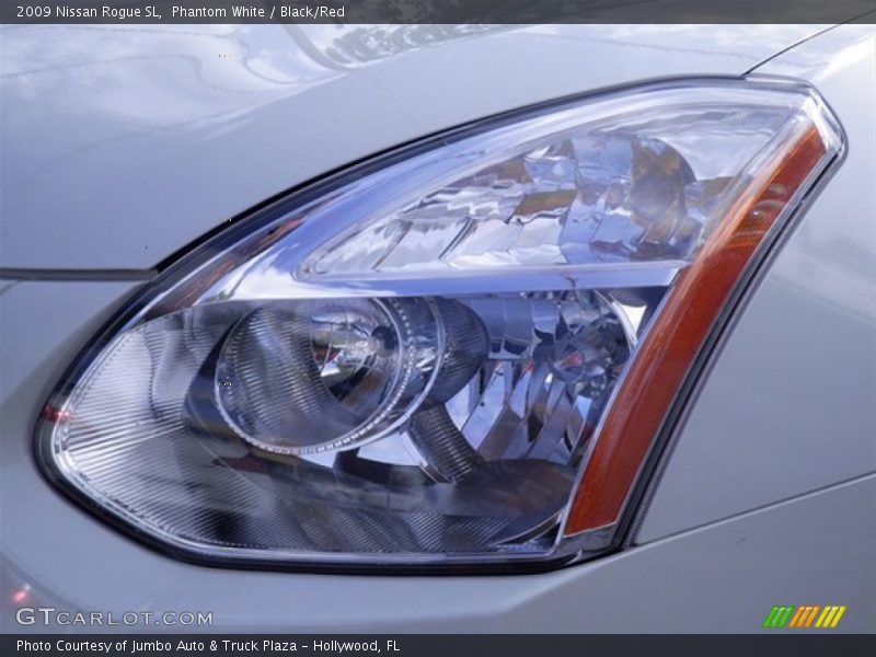 Phantom White / Black/Red 2009 Nissan Rogue SL