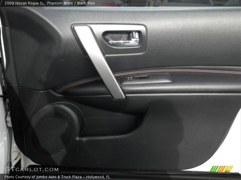 Phantom White / Black/Red 2009 Nissan Rogue SL