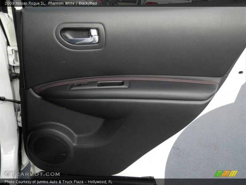 Phantom White / Black/Red 2009 Nissan Rogue SL