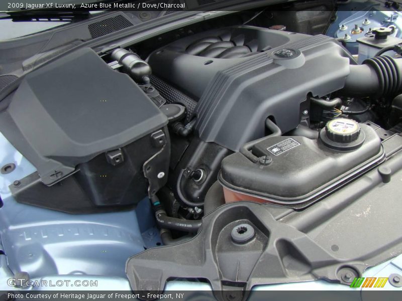  2009 XF Luxury Engine - 4.2 Liter DOHC 32-Valve VVT V8