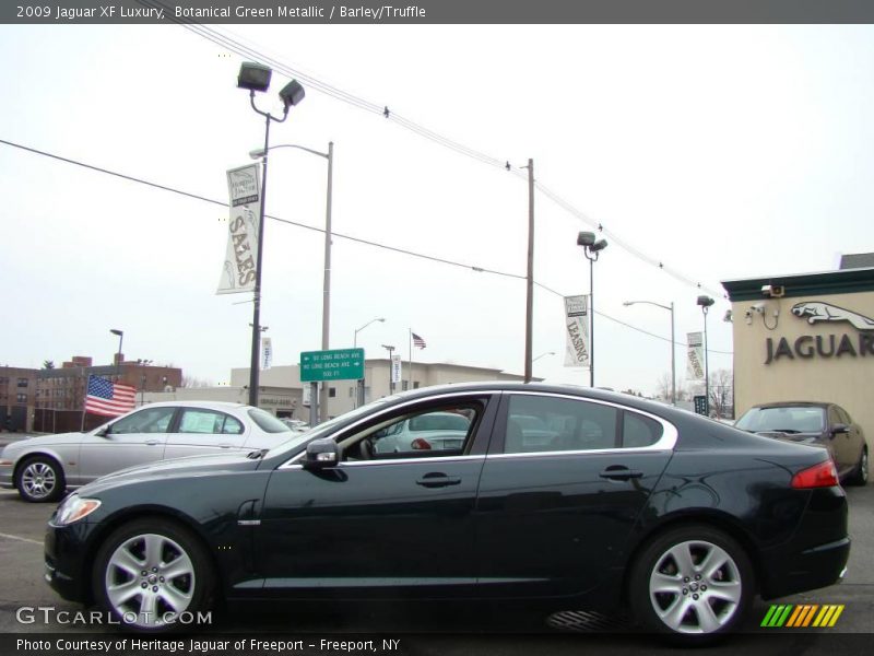 Botanical Green Metallic / Barley/Truffle 2009 Jaguar XF Luxury