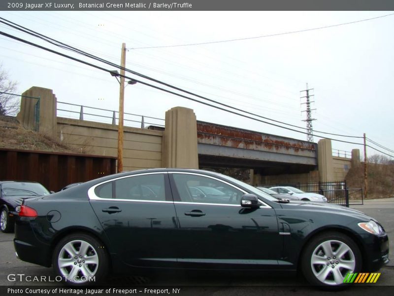 Botanical Green Metallic / Barley/Truffle 2009 Jaguar XF Luxury
