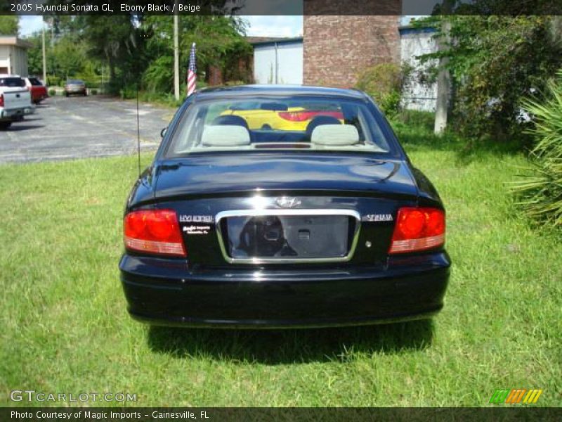 Ebony Black / Beige 2005 Hyundai Sonata GL