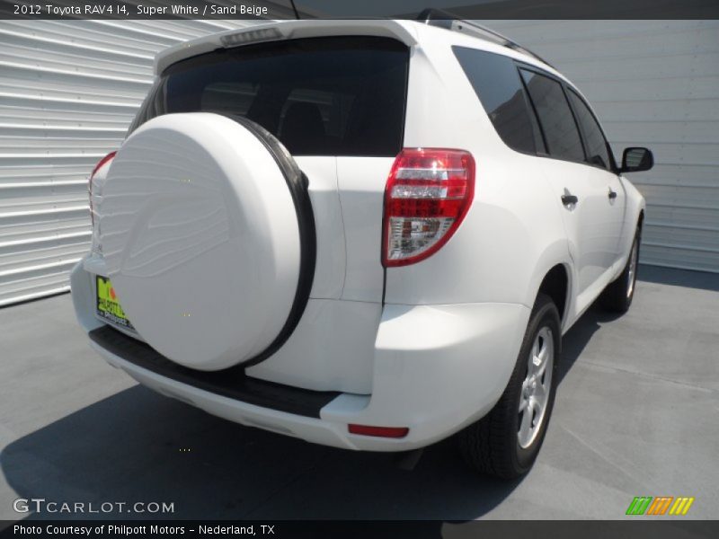 Super White / Sand Beige 2012 Toyota RAV4 I4
